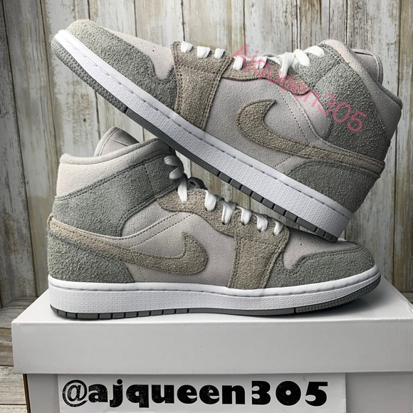 Air Jordan 1 Mid SE Grey - Picture 3 of 6